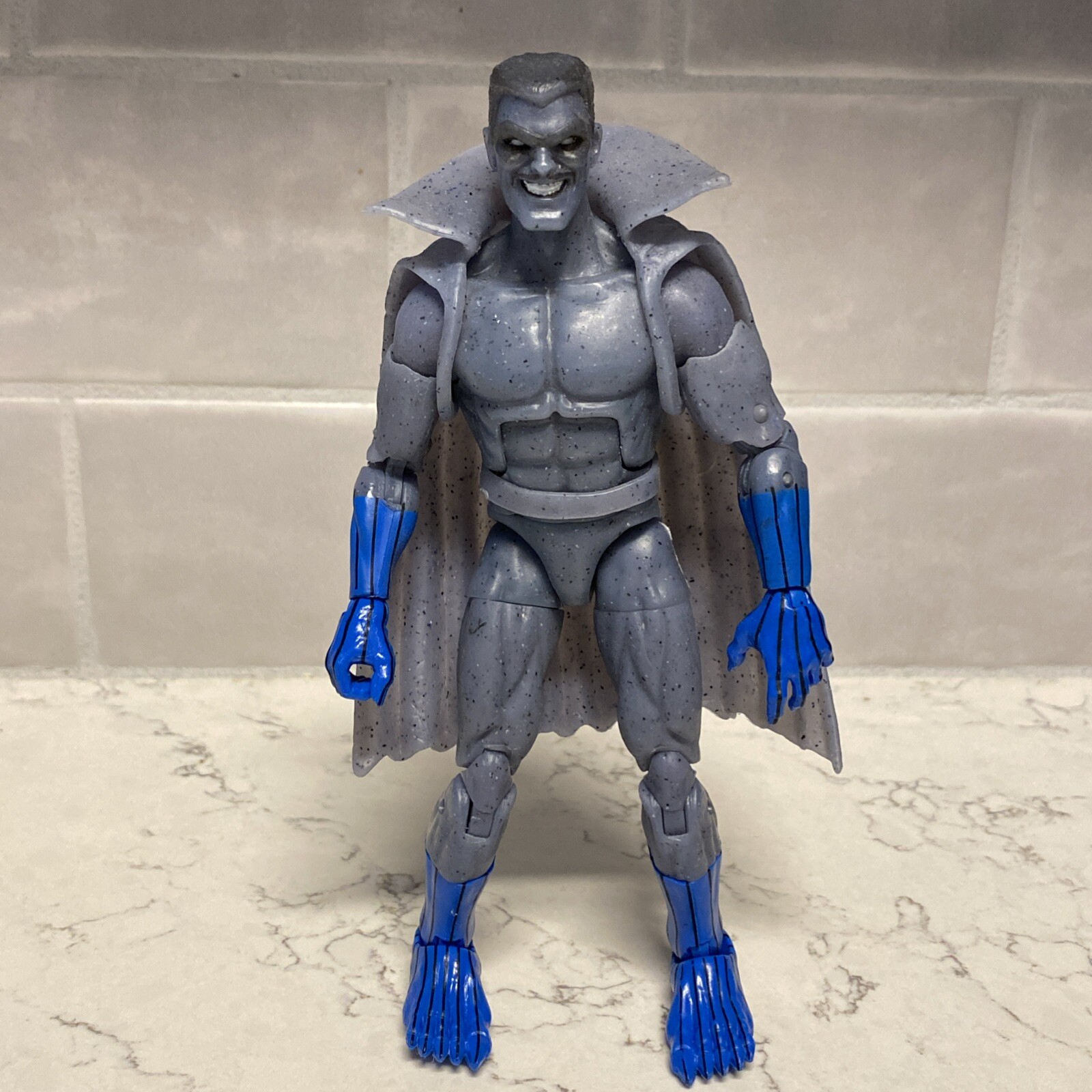 Marvel Legends Grey Gargoyle 6&Prime; Action Figure Kree Sentry Wave Hasbro 2018 Loose