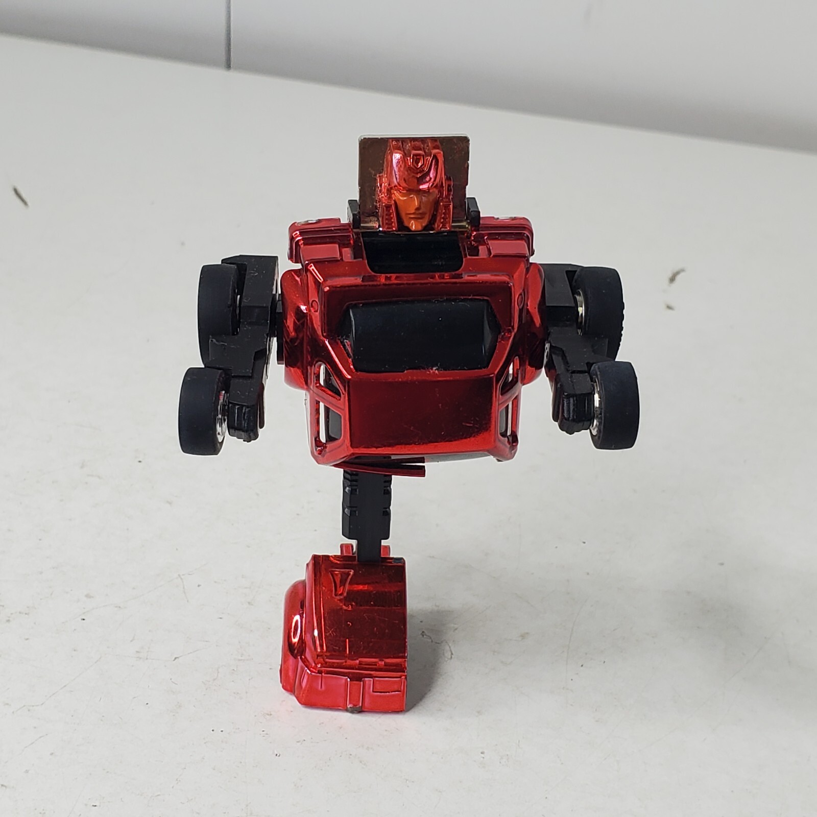 G2 Hubcap RED Chrome 1985 Transformers Hasbro Action Figure Missing Part Vintage