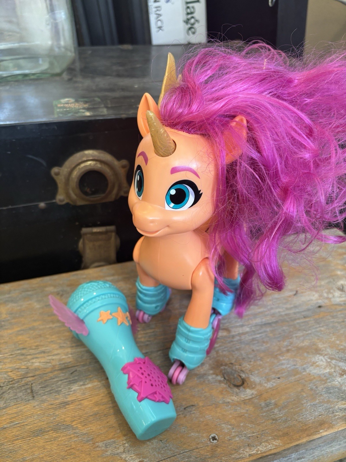 My Little Pony Unicorn Big Movie Feature Sings Moves, Remote Microphone Works