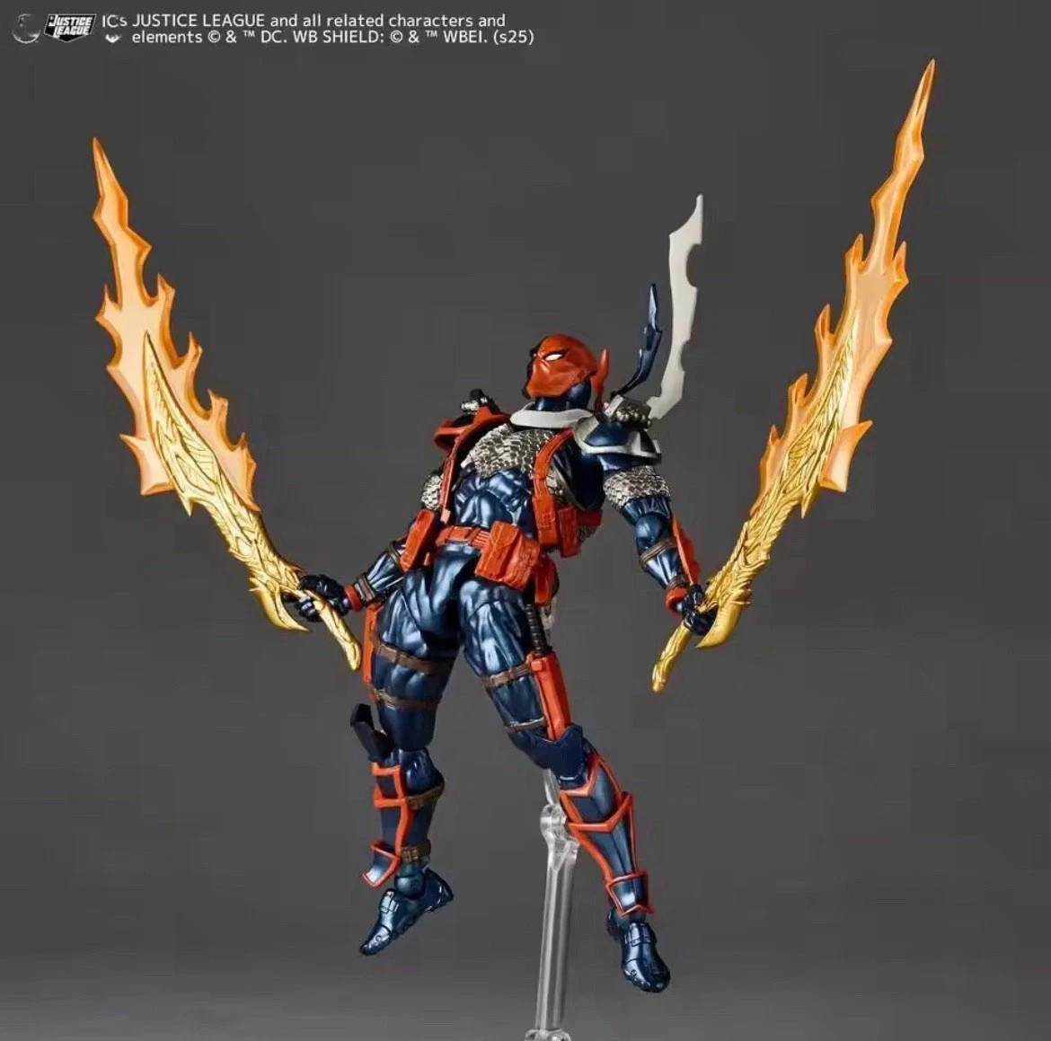 Revoltech Amazing Yamaguchi Deathstroke Slade Joseph Wilson 6&Prime; Action Figure