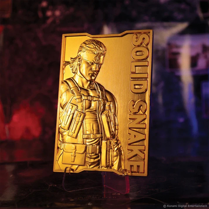 Metal Gear Solid 2 Solid Snake 24k Gold Limited Edition Ingot Metal Card Figure
