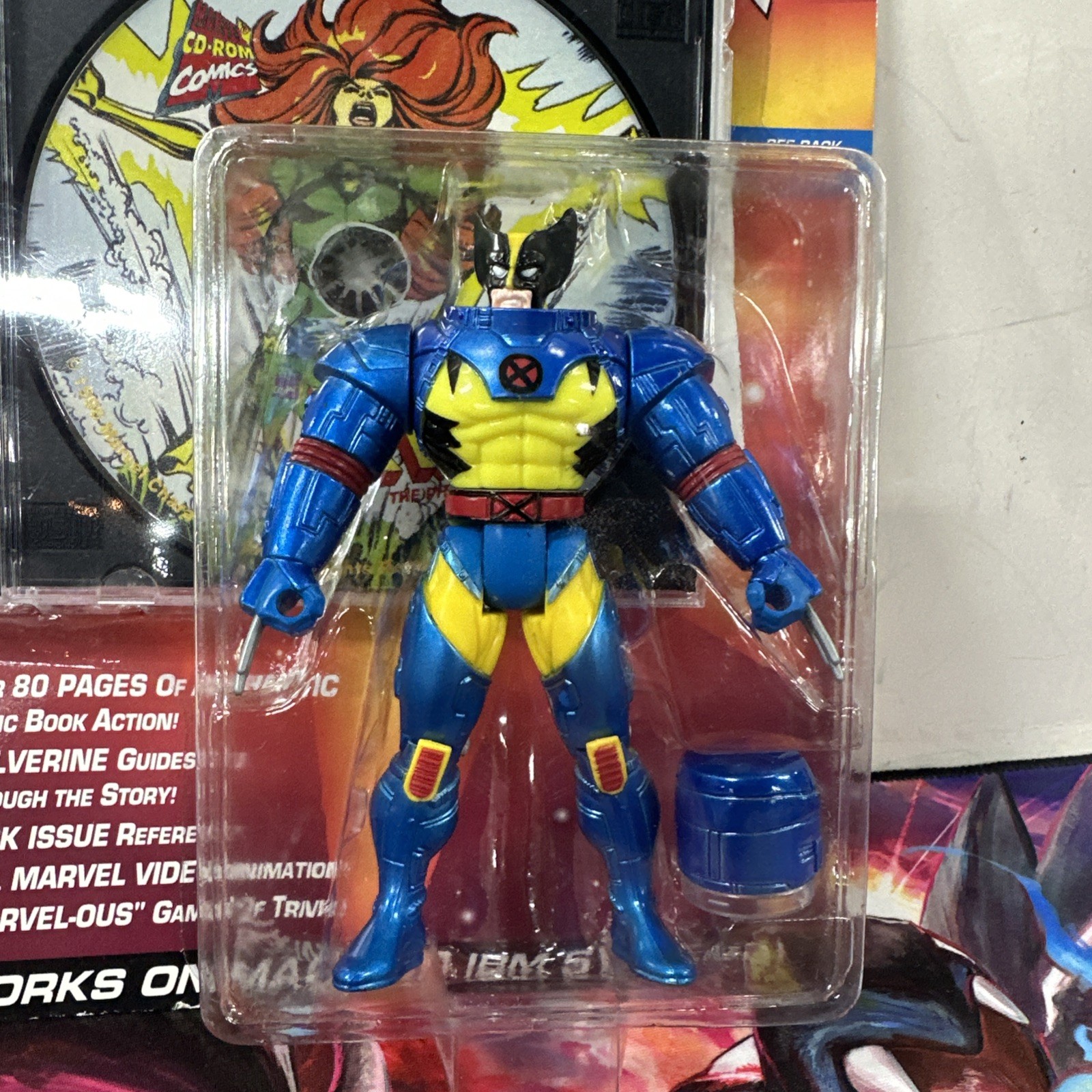 WOLVERINE Action Fig & Interactive CD-ROM Comic Book X-Men The Phoenix Saga!!!