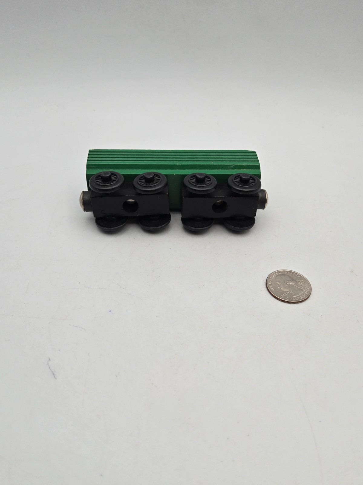 Thomas & Friends Train Tank Engine Wooden Railway – Henry&rsquo;s Green Log Car – 1997