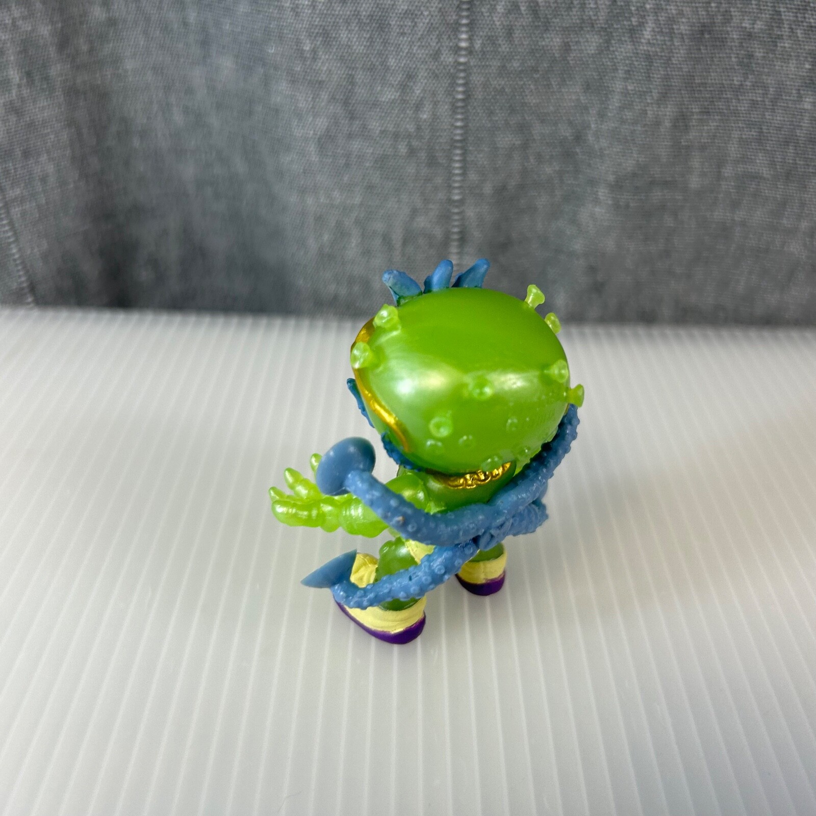 Treasure X Green Alien 2&Prime; Inch Action Figure Moose Enterprise