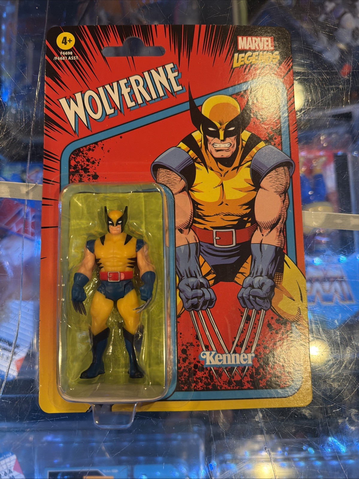 Marvel Legends WOLVERINE 3.75&Prime; Action Figure Yellow Uniform Kenner Hasbro