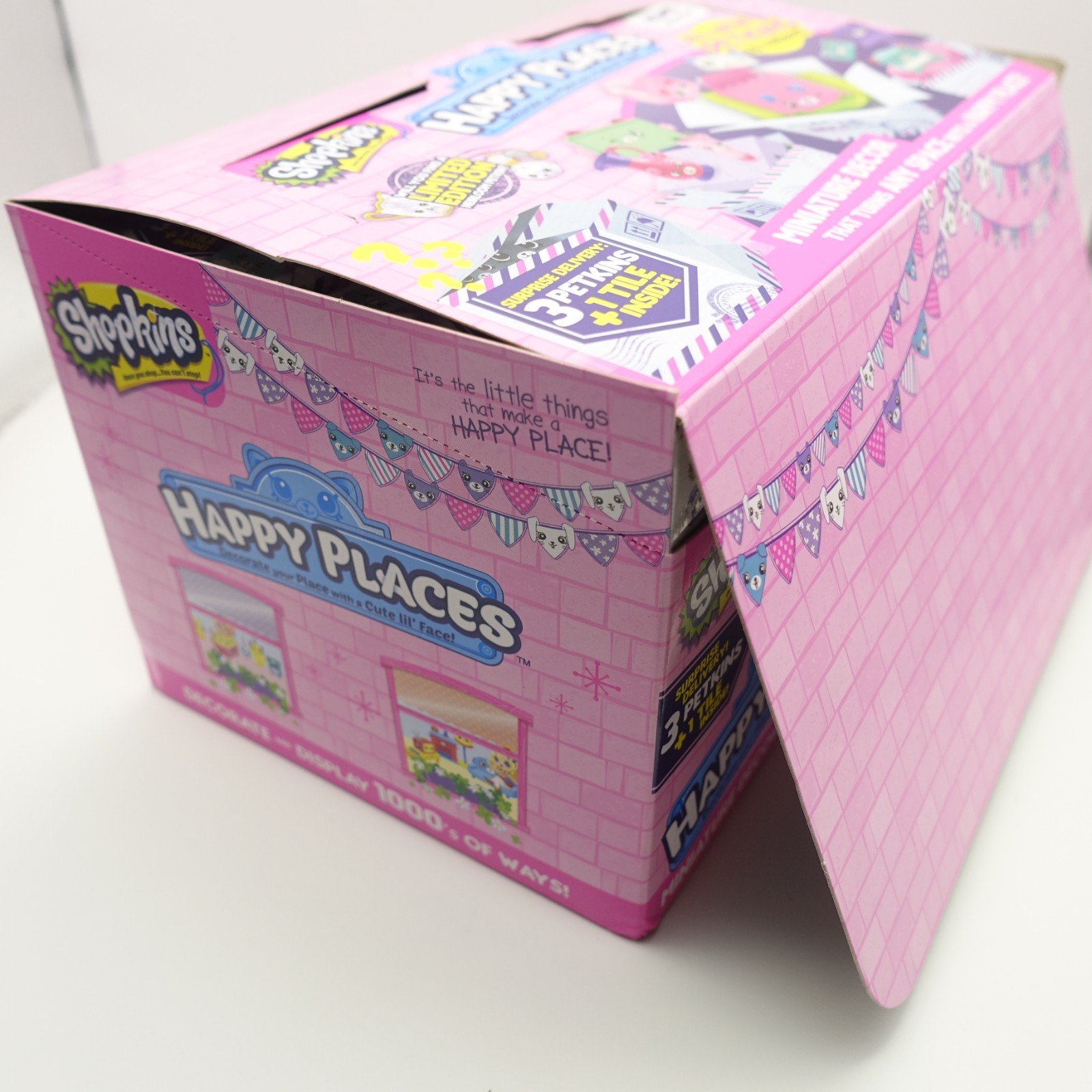 RARE Shopkins Happy Places Retail Display Stand Complete w/ 30 Unopened Packs