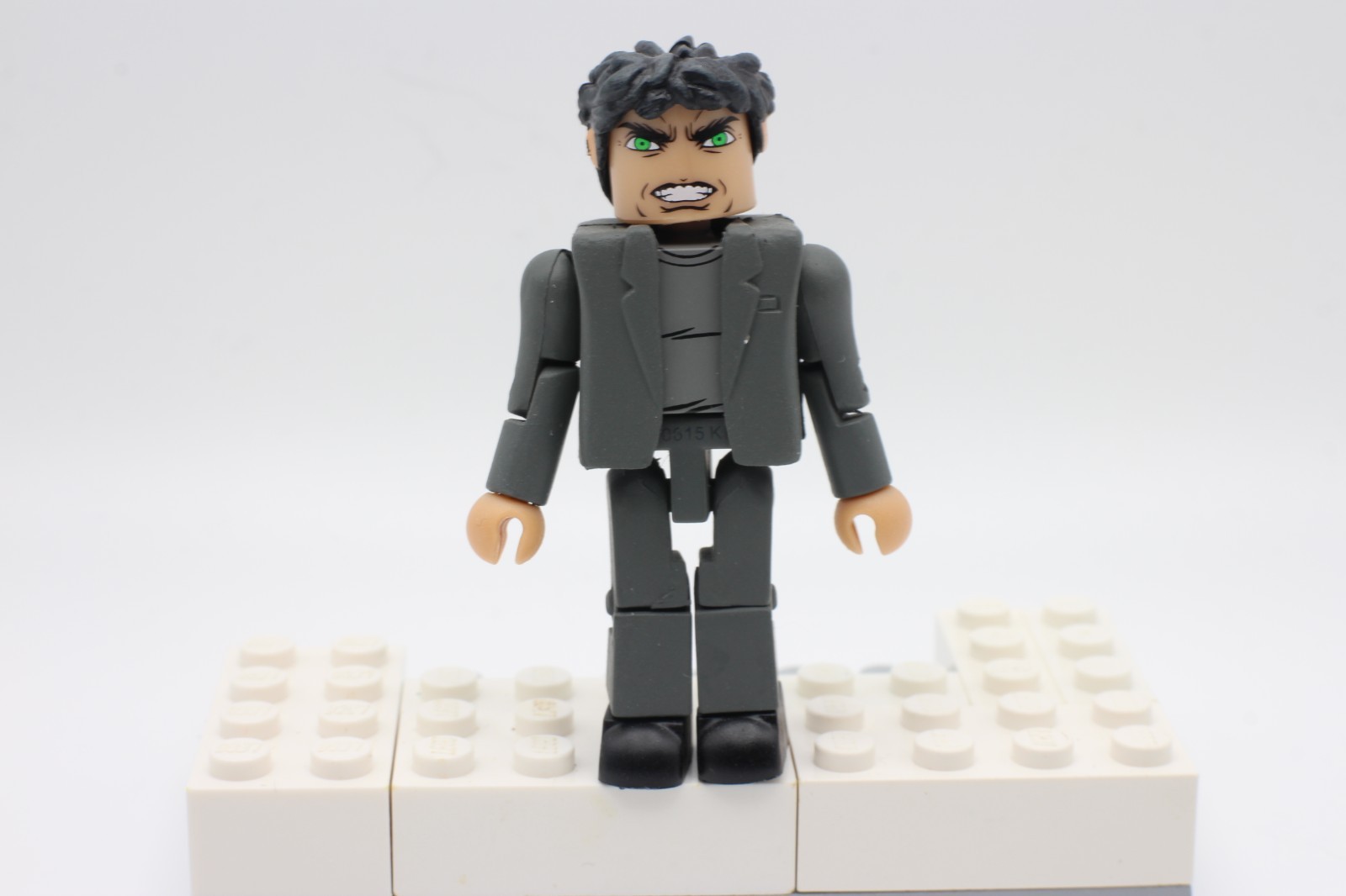 Marvel Minimates Avengers Age of Ultron BRUCE BANNER Green Eyes Hulk