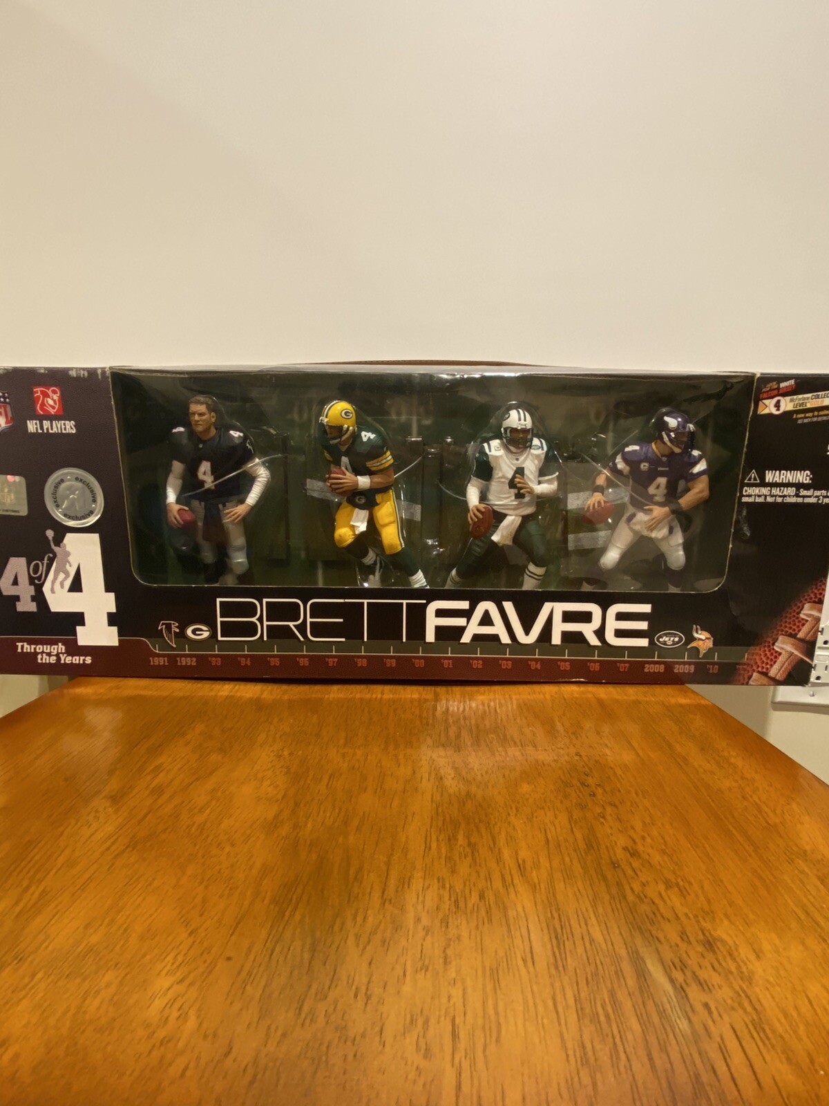 McFarlane Brett Favre 4 of 4 Through The Years – Toys R Us Exclusive