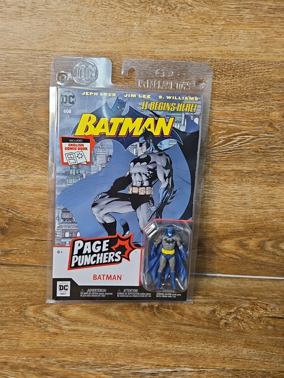 DC Universe Batman 2022 Comic #608 with 3” McFarlane Toys Action Figure New
