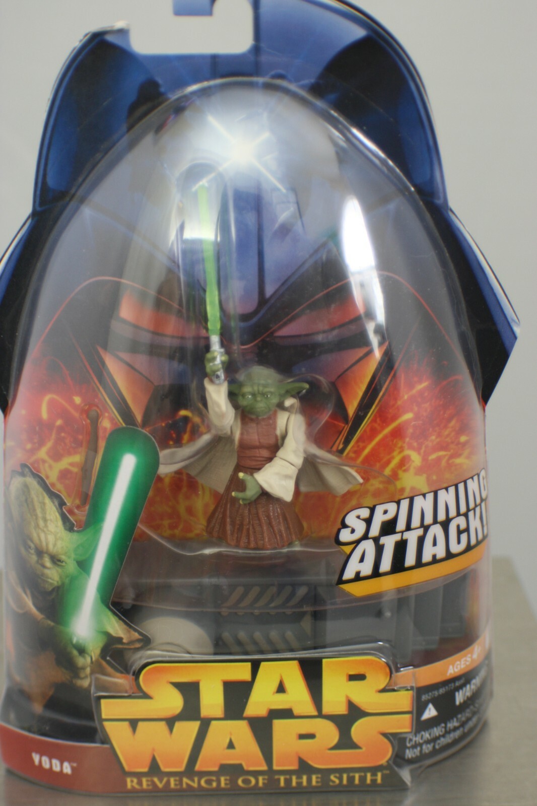 Star Wars Yoda Spinning Attack 2005 Revenge of the Sith Collect 1 #26 Age 4+ New