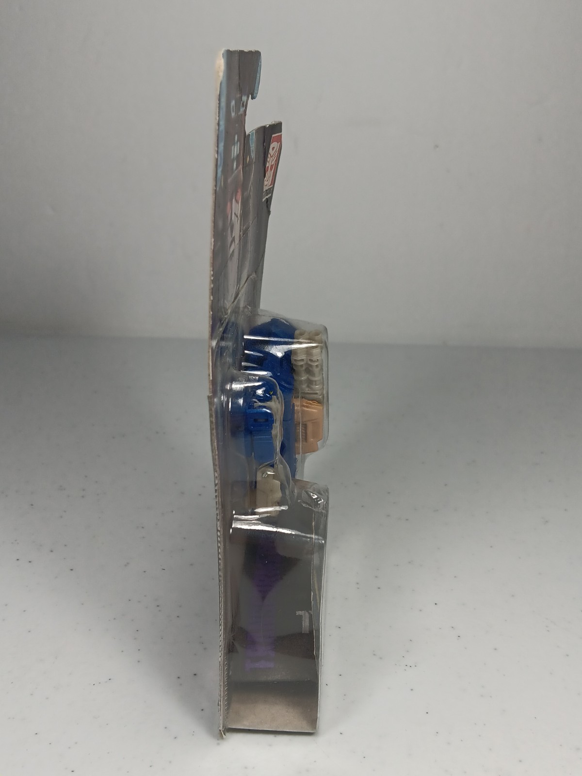Transformers Generations Titans Return Terri-Bull New- Packaging Has Some Wear