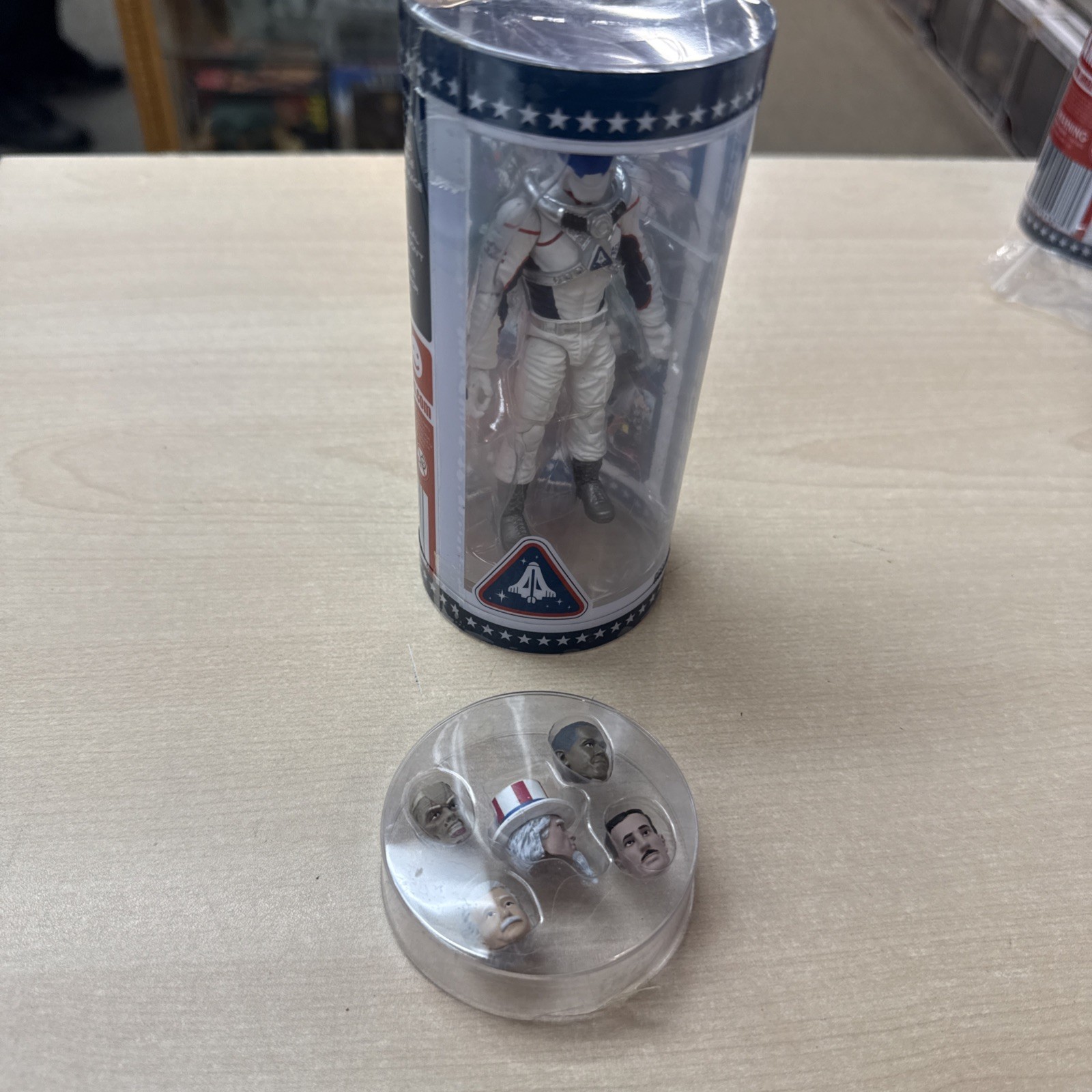 G.I. JOE / AMAZO TOYS / SPACE FORCE / RED TEAM ASTRONAUT / 2020 + Extra Heads