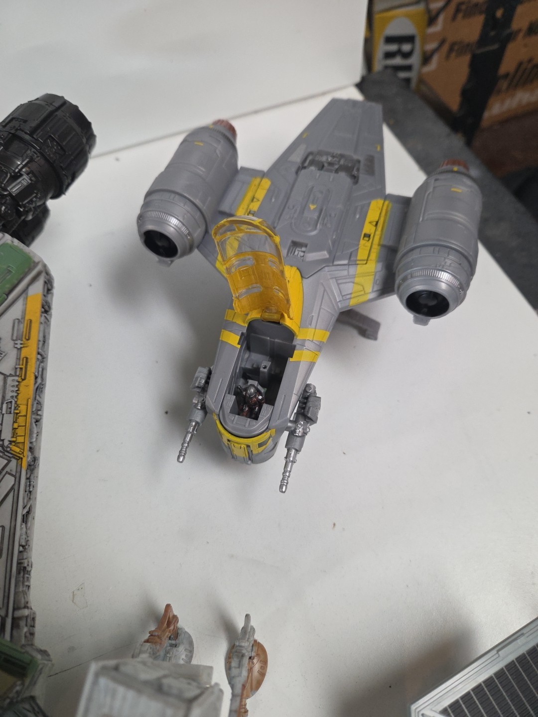 Star Wars Micro Galaxy Squadron Rebels Ghost, Phantom 1 + 2, And Crew Lot