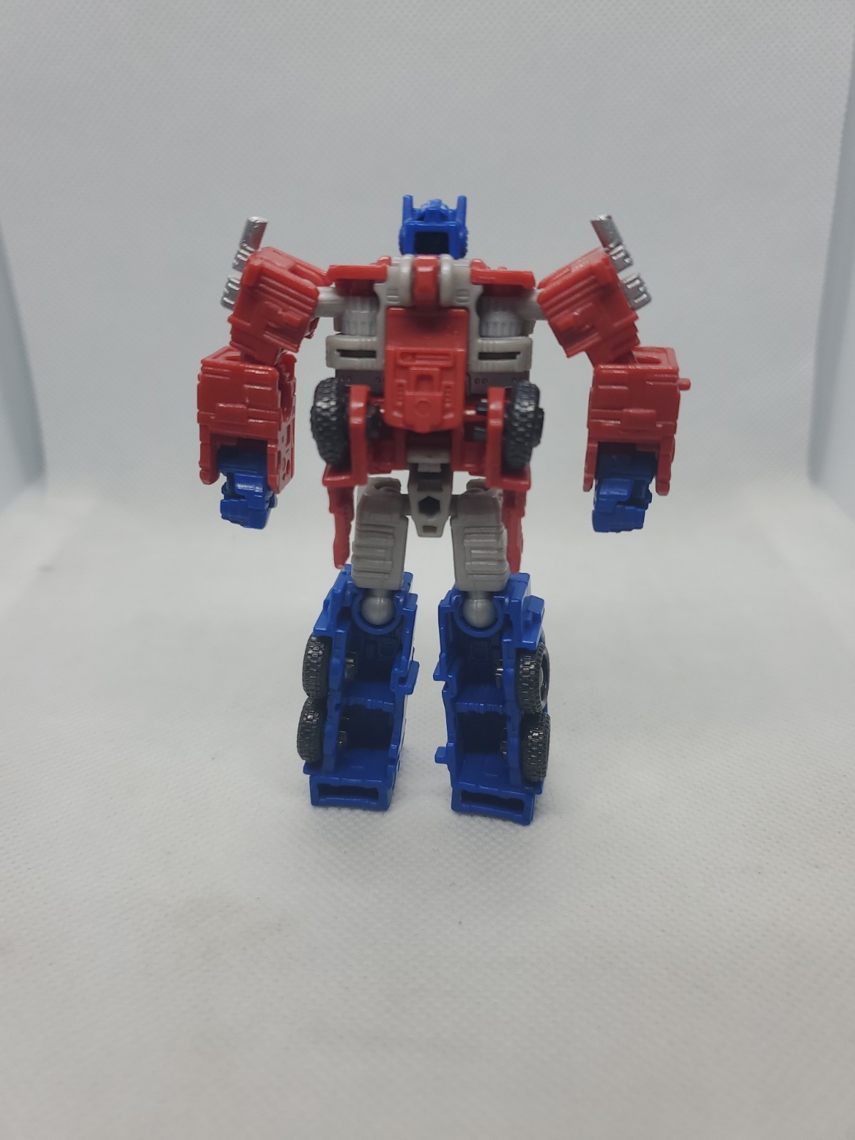 Transformers Kingdom War For Cybertron Optimus Prime Core Class 2020 3.5&Prime; Figure