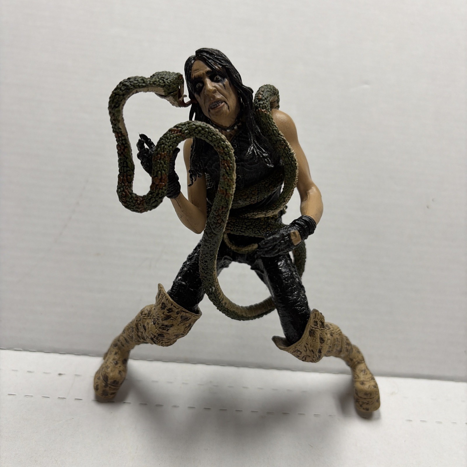 2000 McFarlane Trash Tours Alice Cooper With Snake And Killer Boots Figure Loose