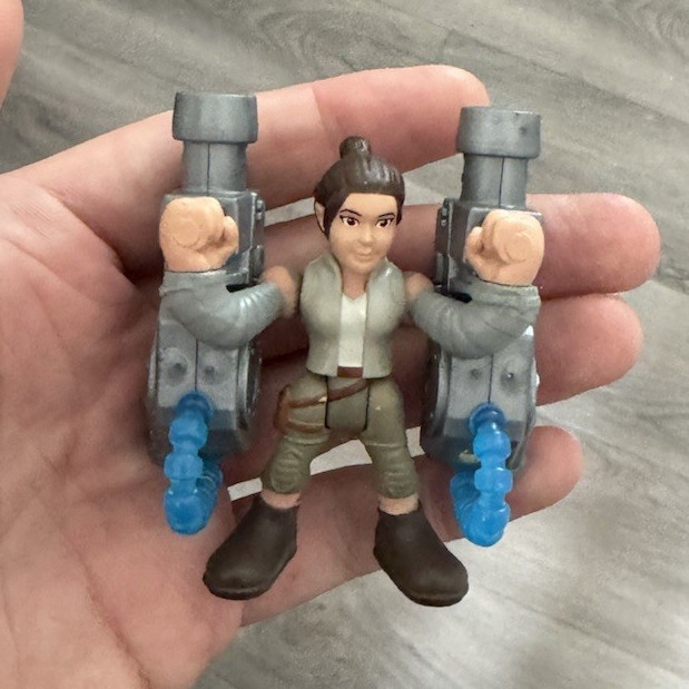 Action Figure w/ Dual Arm Blasters & Gray Jetpack, Multicolor, Under 5 in