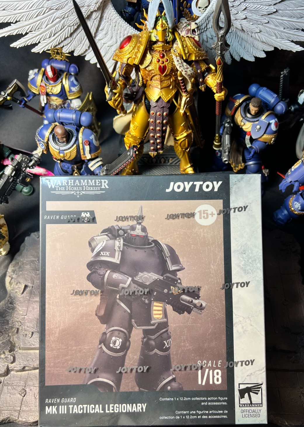 Joytoy Warhammer 30K Raven Guard MK Ill Tactical Legionary with Bolter and Bolt