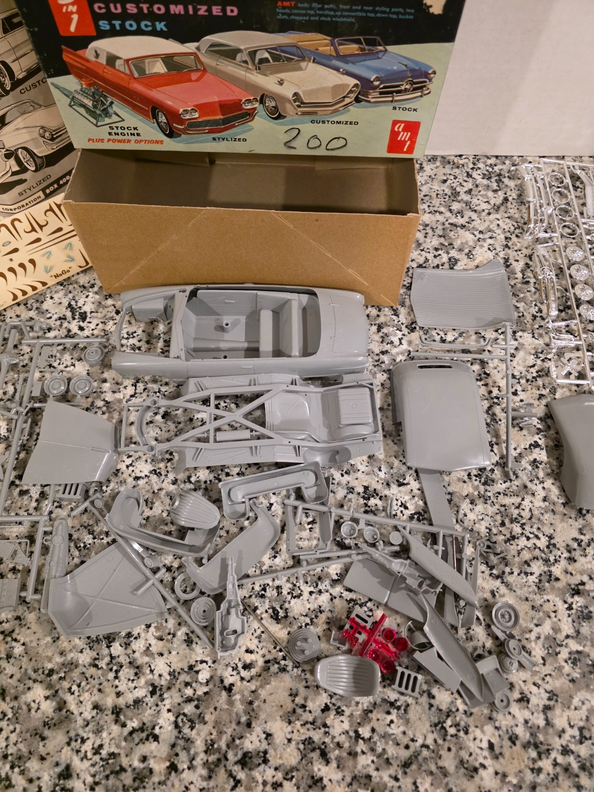 50 Ford Convertible 1950 1/25 Model Kit AMT Vintage MIB NEW Unbuilt
