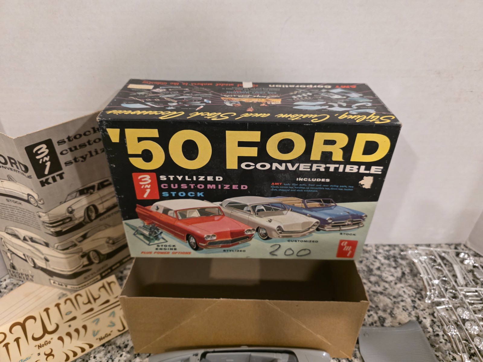 50 Ford Convertible 1950 1/25 Model Kit AMT Vintage MIB NEW Unbuilt