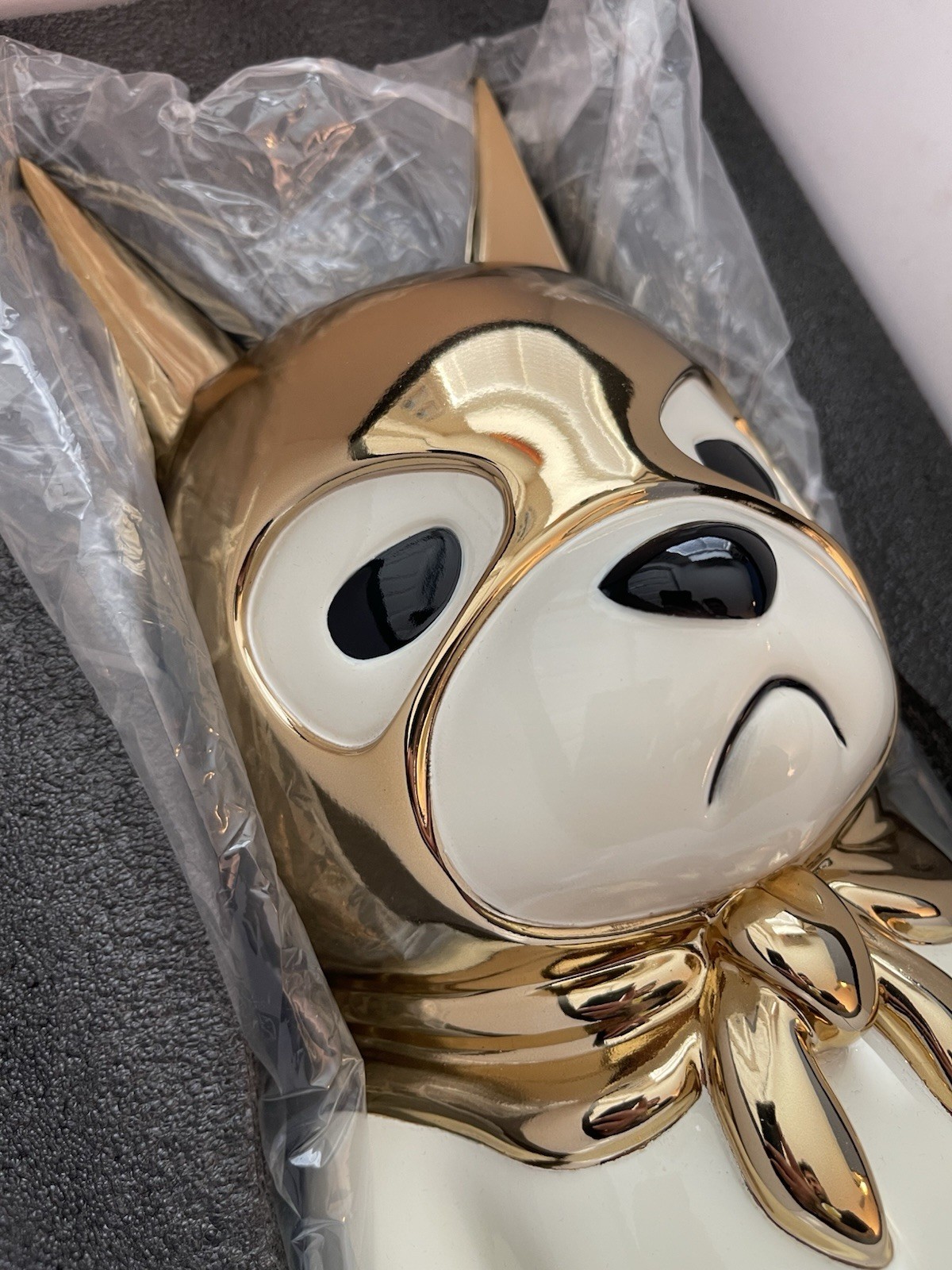 Luke Chueh x Mighty Jaxx Signed Bat Bear White & Gold Chrome 2016 LE 100 Rare