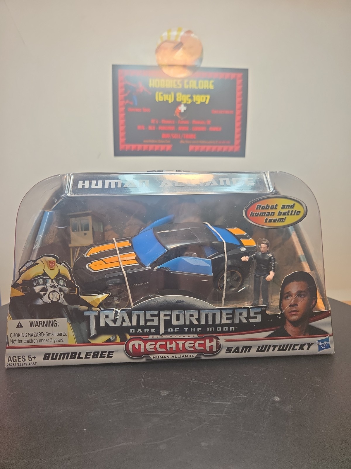 2011 Hasbro Transformers Dark of The Moon Human Alliance Bumblebee/sam Witwicky