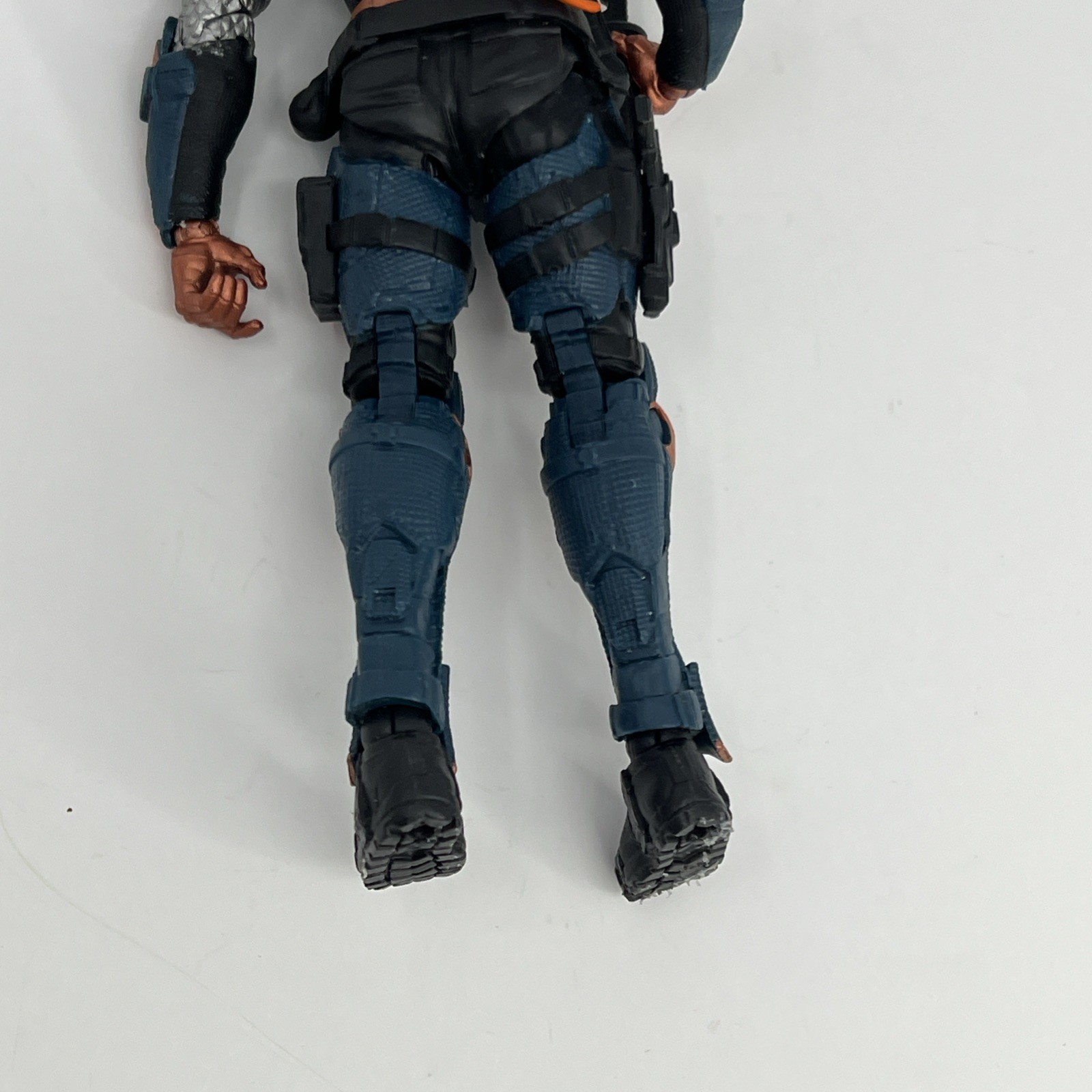 McFarlane Toys DC Multiverse Deathstroke: Batman: Arkham Origins 7 in. Action…