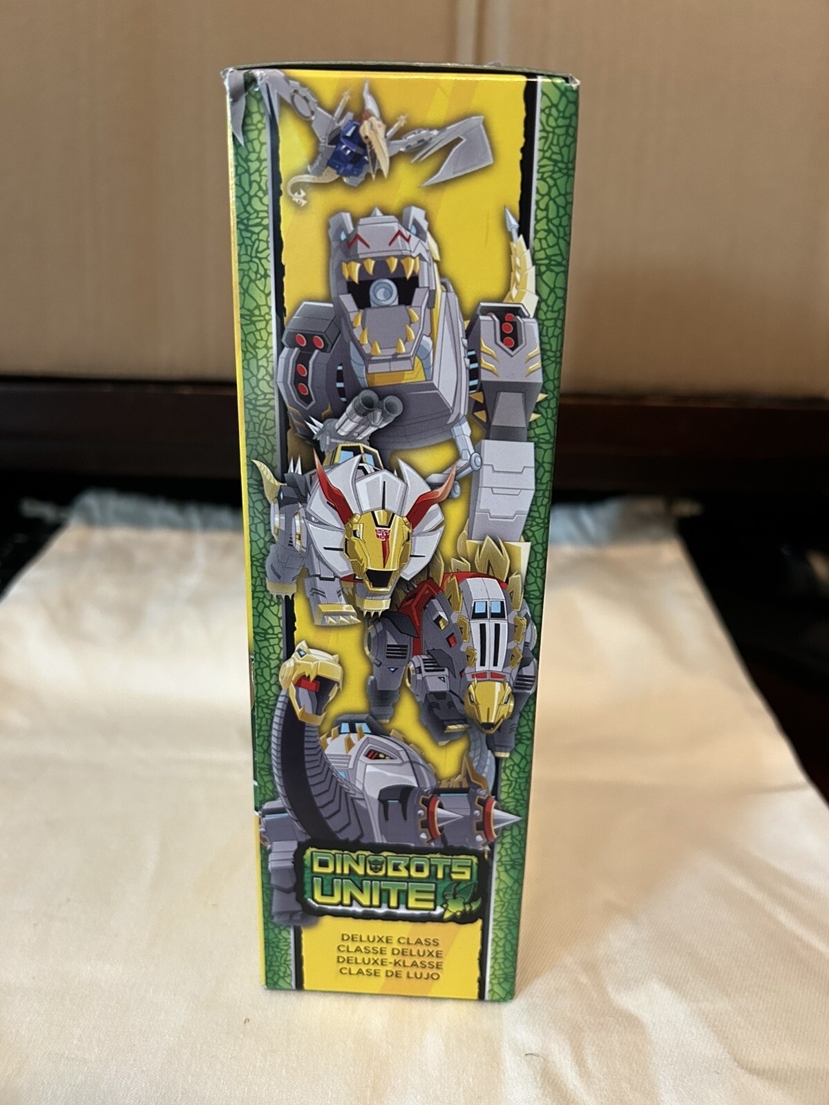 Transformers Bumblebee Cyberverse Adventures DINOBOT SLUG New in Box