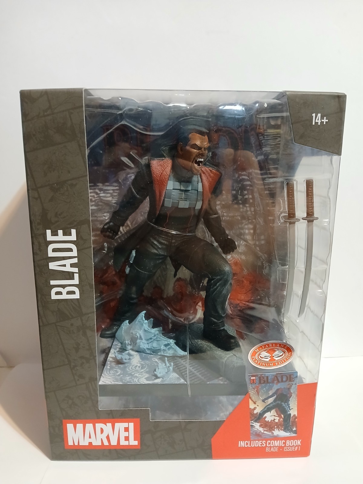 McFarlane Toys Marvel Blade 1:6 Scale Statue Figure w Comic Book NEW 2025