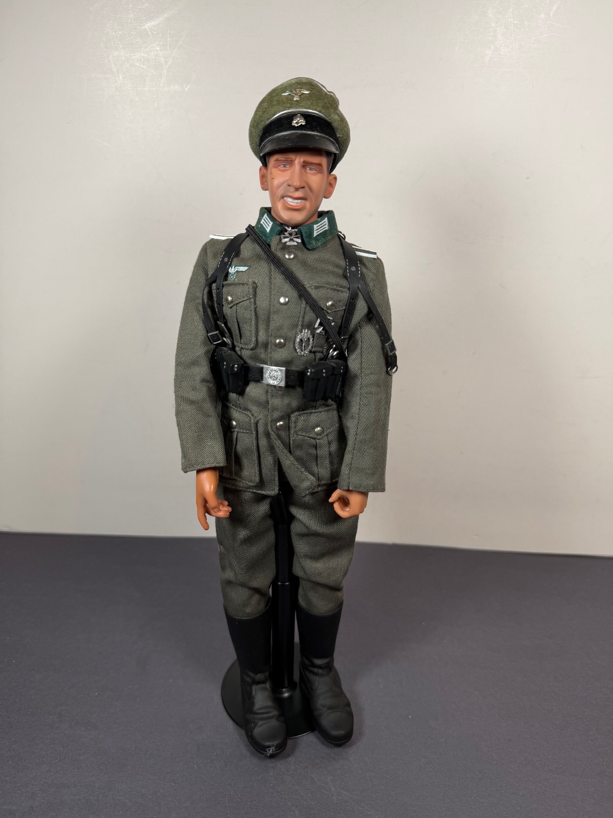 Dragon CUSTOM Kitbash WWII German Wehrmacht Officer 12&Prime; Figure 1/6 Scale O257