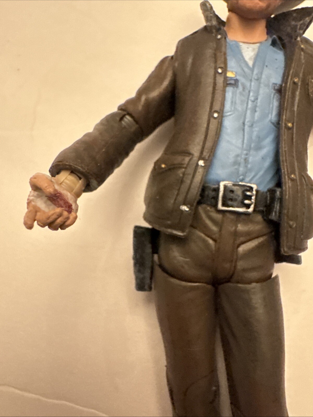 MCFARLANE THE WALKING DEAD COMIC BOOK SERIES 1 OFFICER RICK GRIMES ACTION FIGURE