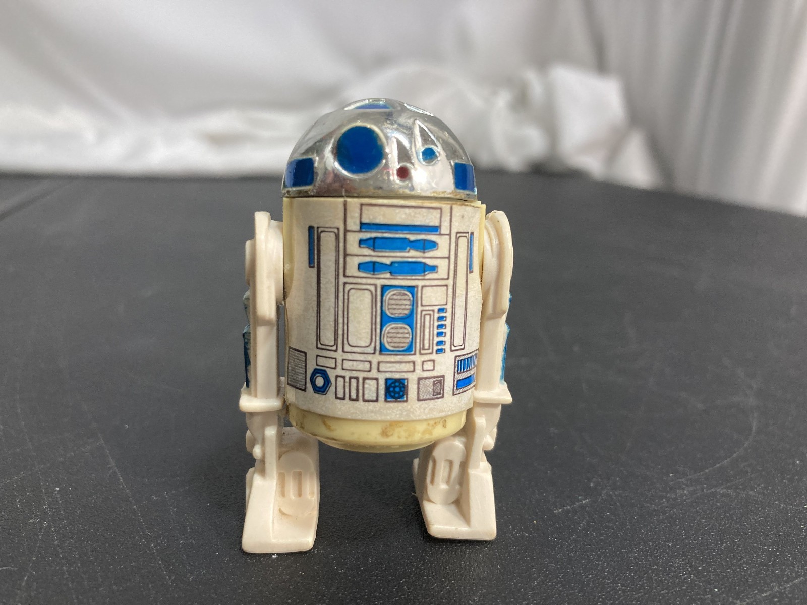 Vintage 1977 Star Wars R2-D2 Action Figure Original First 12 Hong Kong COO