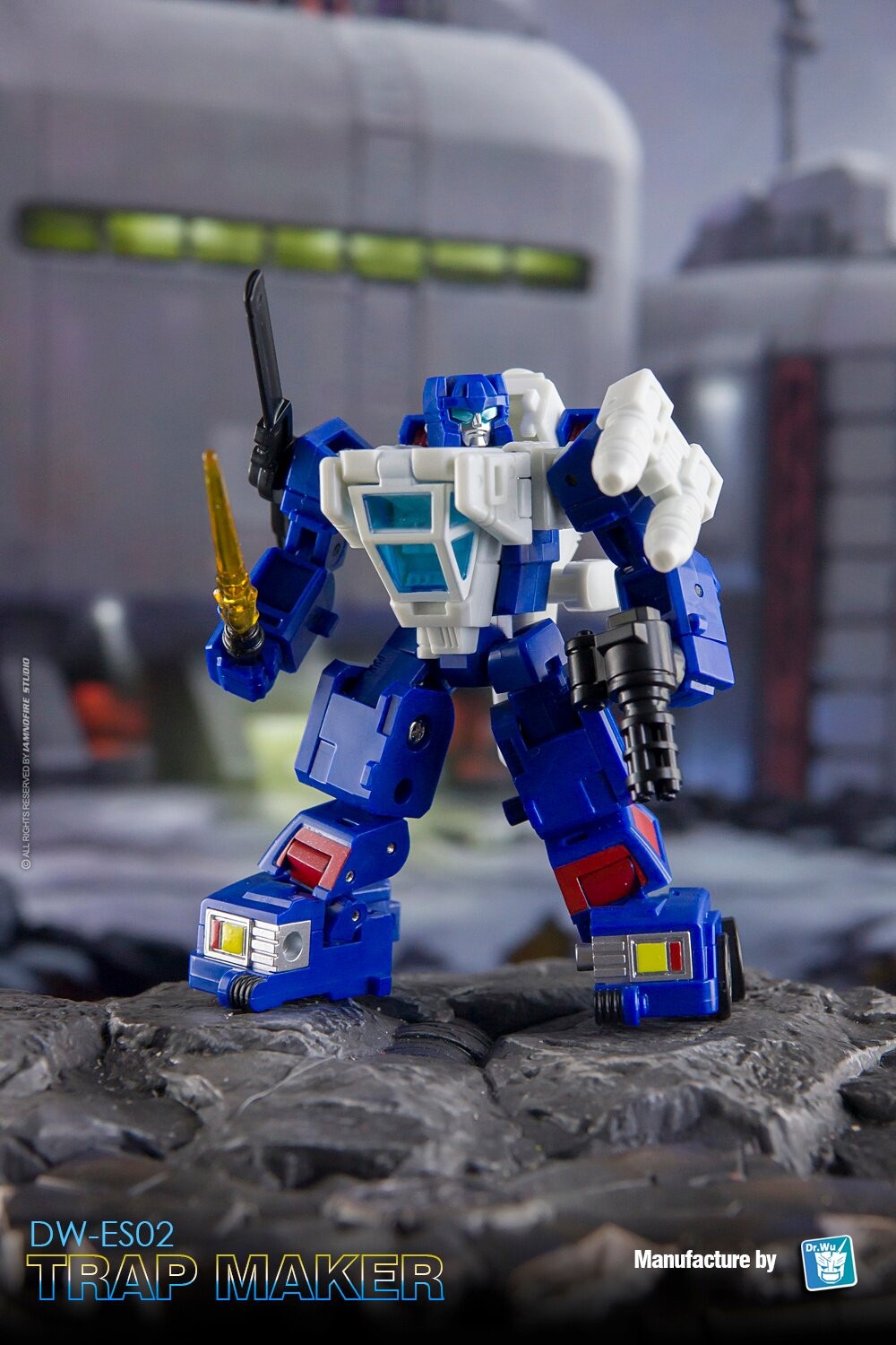 New Transformation toys Extrme Squad Dr.WU DW-ES02 Figure In Stock