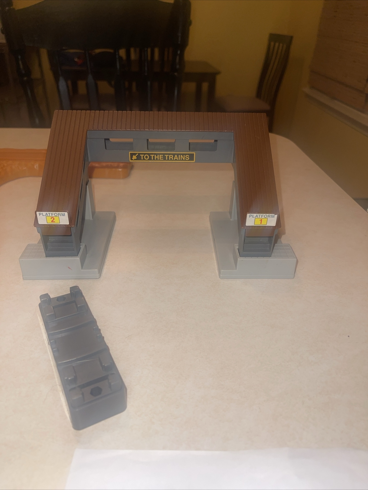 Thomas the Train ~ Thomas & Friends Water Tower Steam Set Incomplete