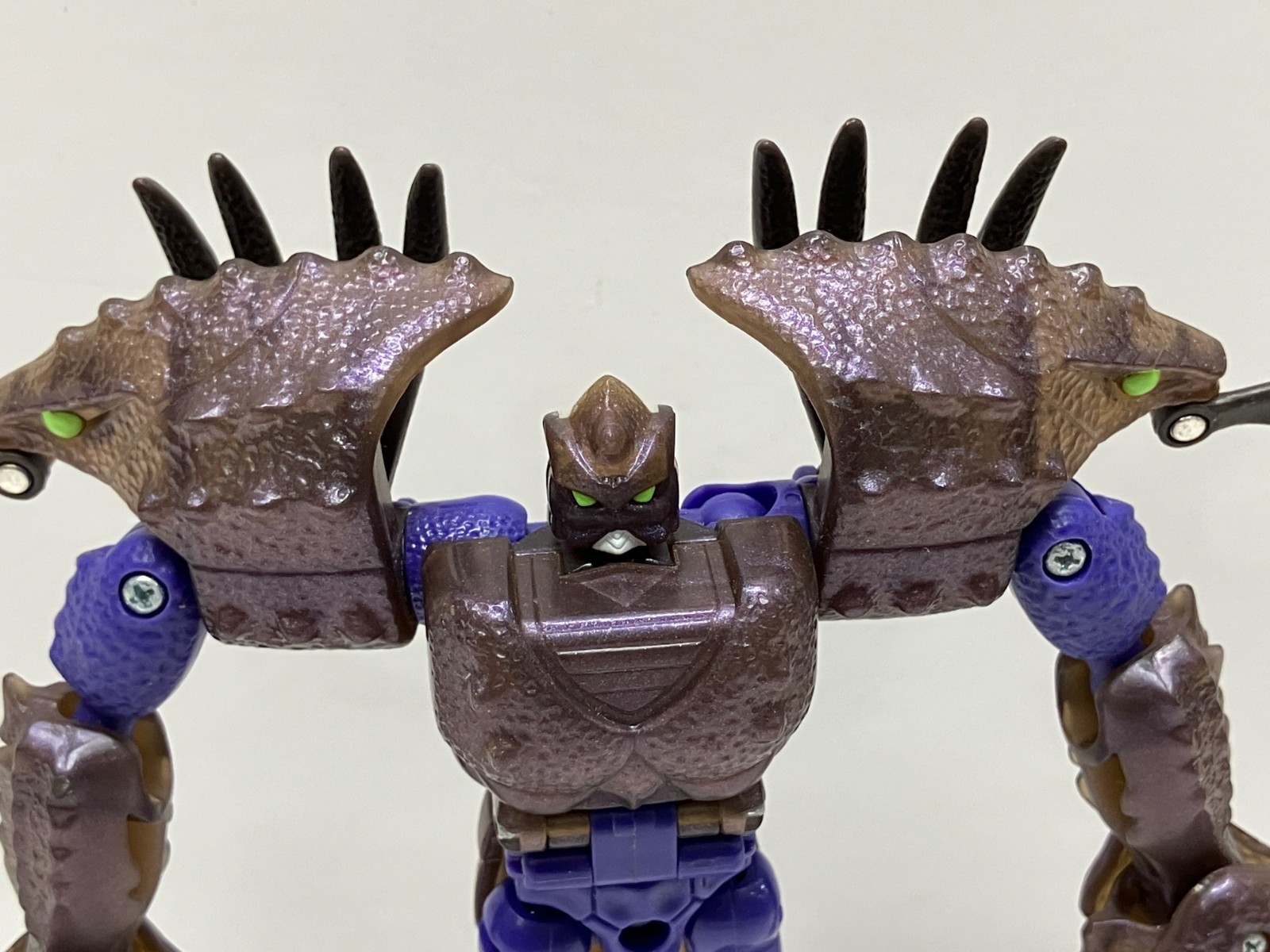 1997 Hasbro TRANSFORMERS Beast Wars Predacon SEA CLAMP action figure