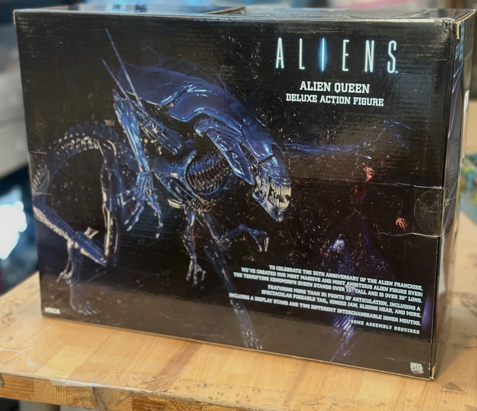 NEW NECA XENOMORPH ALIEN QUEEN Ultra Deluxe Action Figure