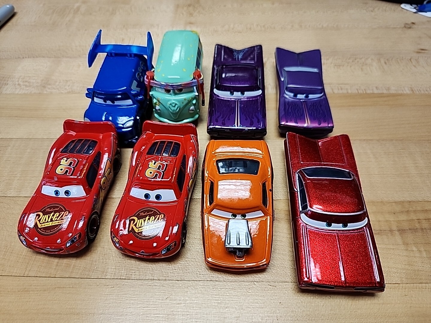 Disney Pixar CARS Mixed Lot of 8 Different Sizes & Materials Mini Racers