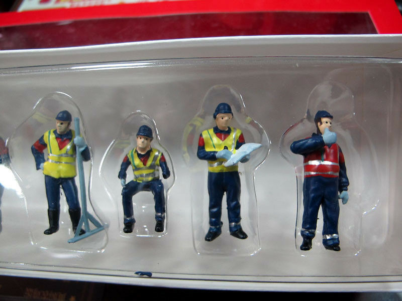 1:50 Scale Construction Worker 6PCS Figure Toy F 1/50 CAT Engineering Car Model