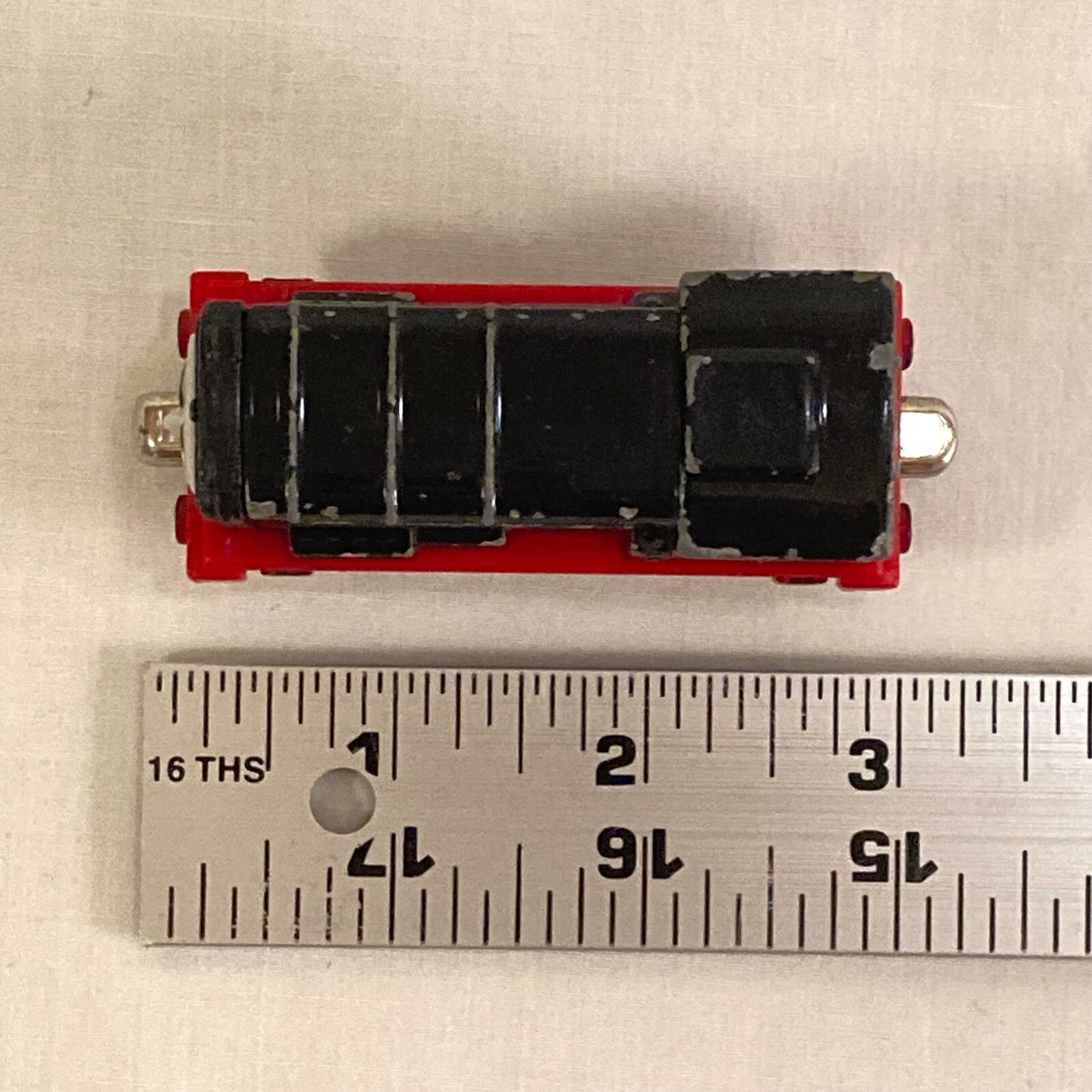 Thomas The Train Diesel Take Along N Play Diecast Metal Emgine 2009 Magnets
