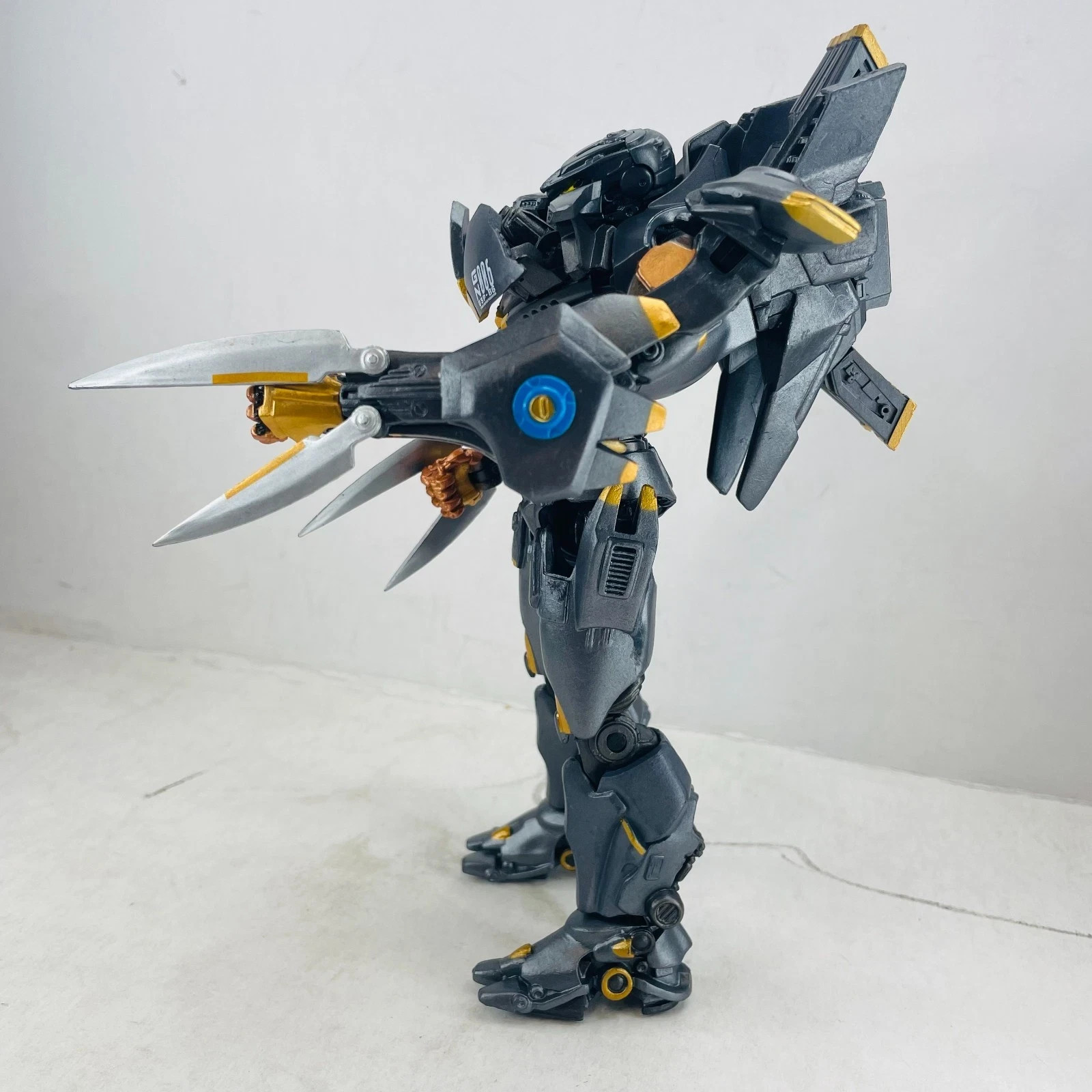 Striker Eureka Jaeger 7&Prime; Movable Action Figure Toy Luxury Pacific Rim Statue