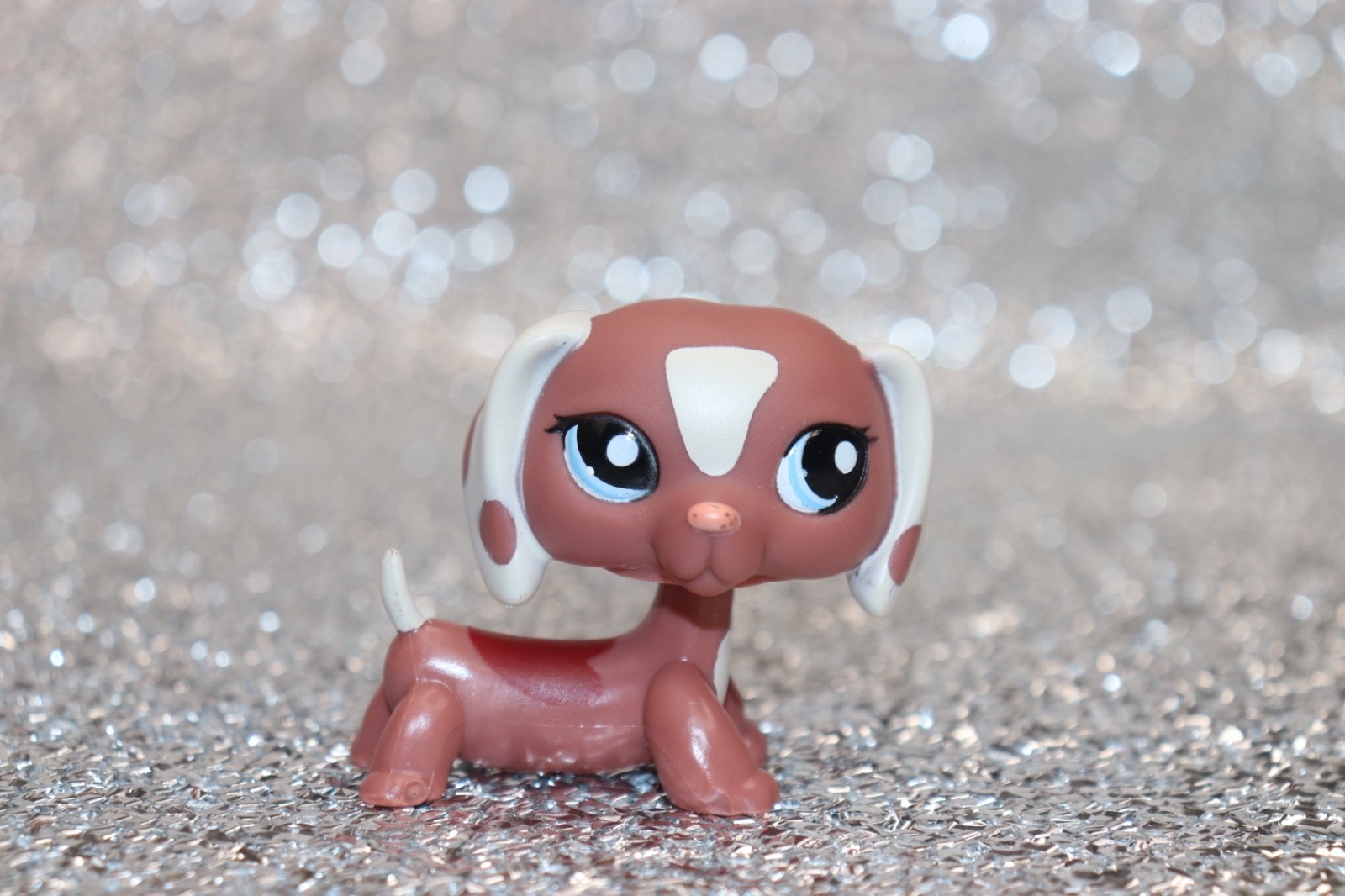 Littlest Pet Shop AUTH LPS #1631 Red/Brown Dachshund Blue Eyes EURO EXCLUSIVE