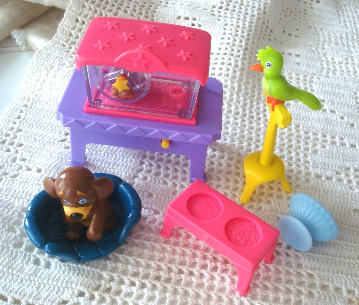 6 PC Lot Dora The Explorer Talking House Pet Room Set Dog Bird Hamster VHTF wow