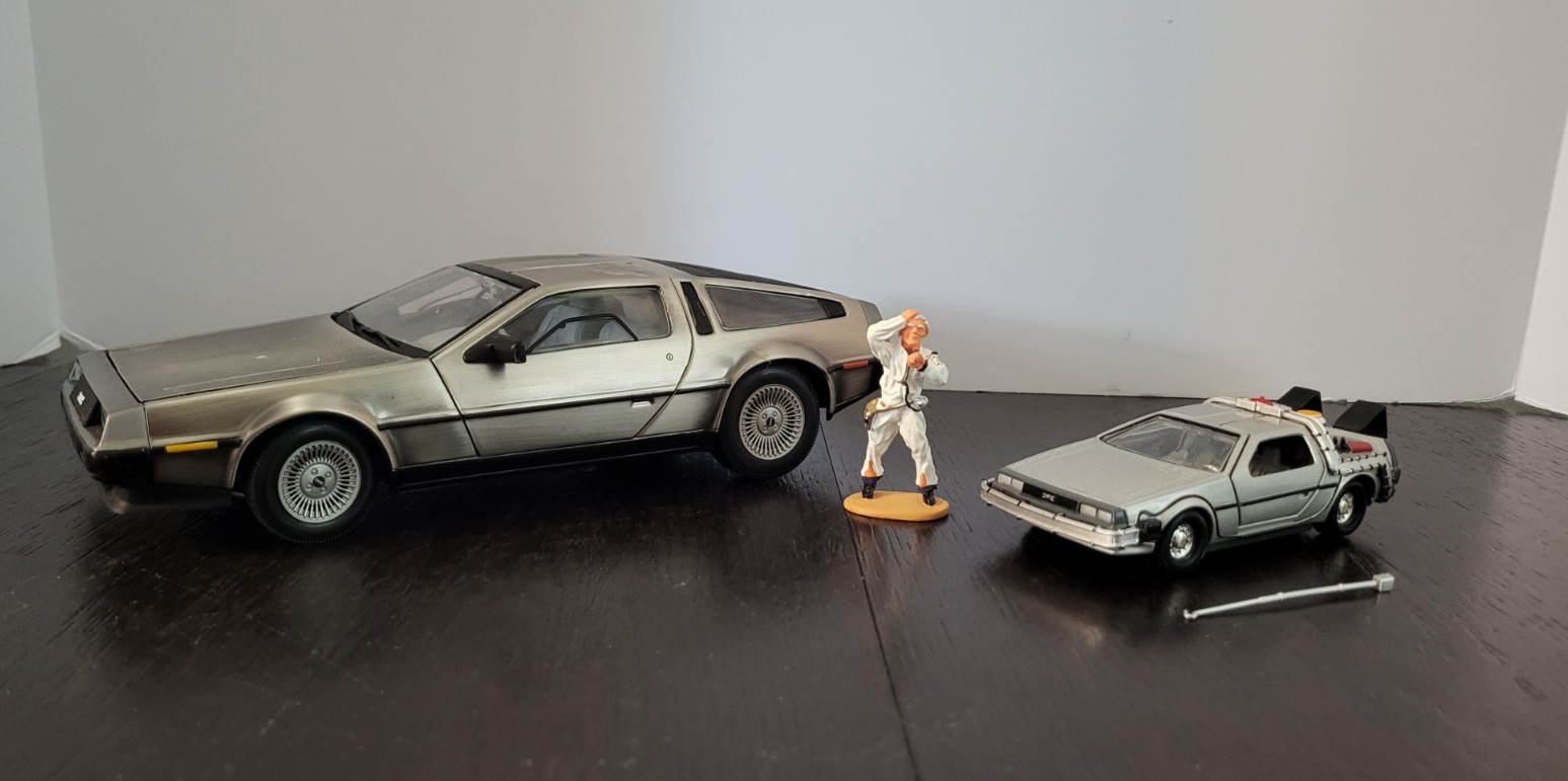 1981 Delorean 1:18 Back to the Future & Corgi w Doc 1:36 SUN STAR Die Cast LOOSE