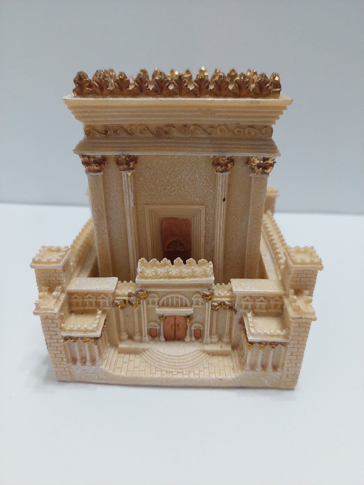VINTAGE MODEL SCALE BONE RESIN CASTLE MAUSOLEUM 4.5&Prime; X 4&Prime; X 4&Prime; BEIGE AND GOLD