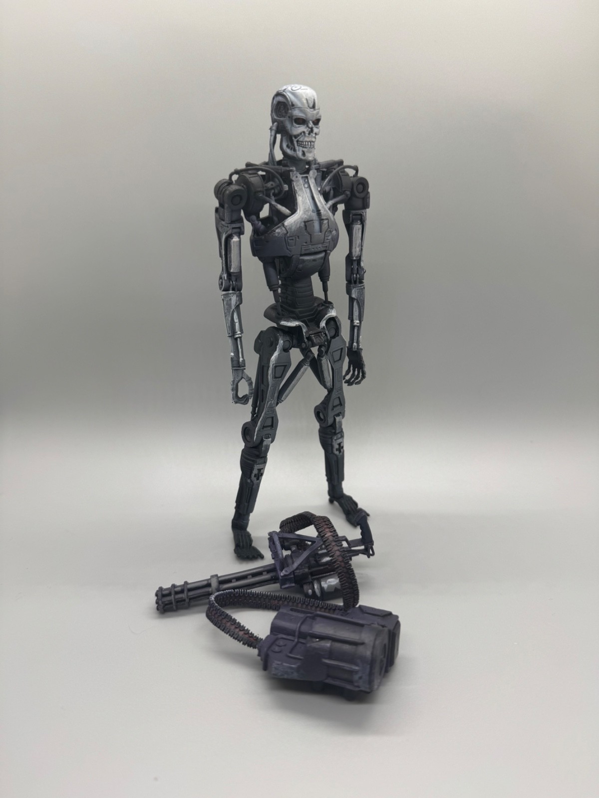 Terminator NECA ENDOSKELETON HEAVY GUNNER 7&Prime; Figure Loose