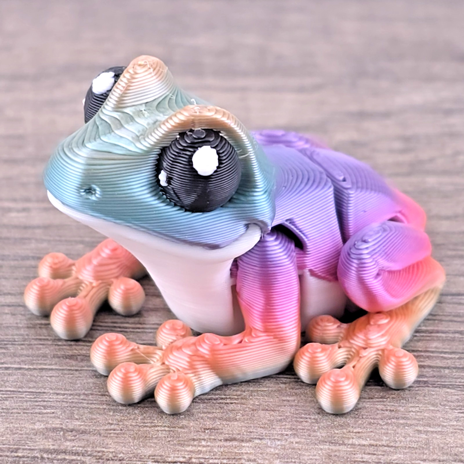 Mini Candy Rainbow Frog Flexi Fidget Toy – Articulated Desk Pet 3D Printed 1.5&Prime;