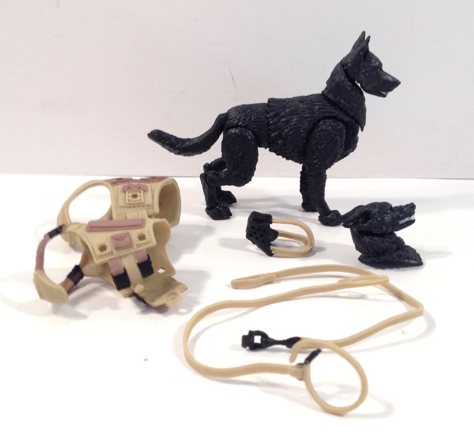 Marauder Task Force K9 Wraith Black Shepherd tan gear loose dog figure 4&Prime; 1:18