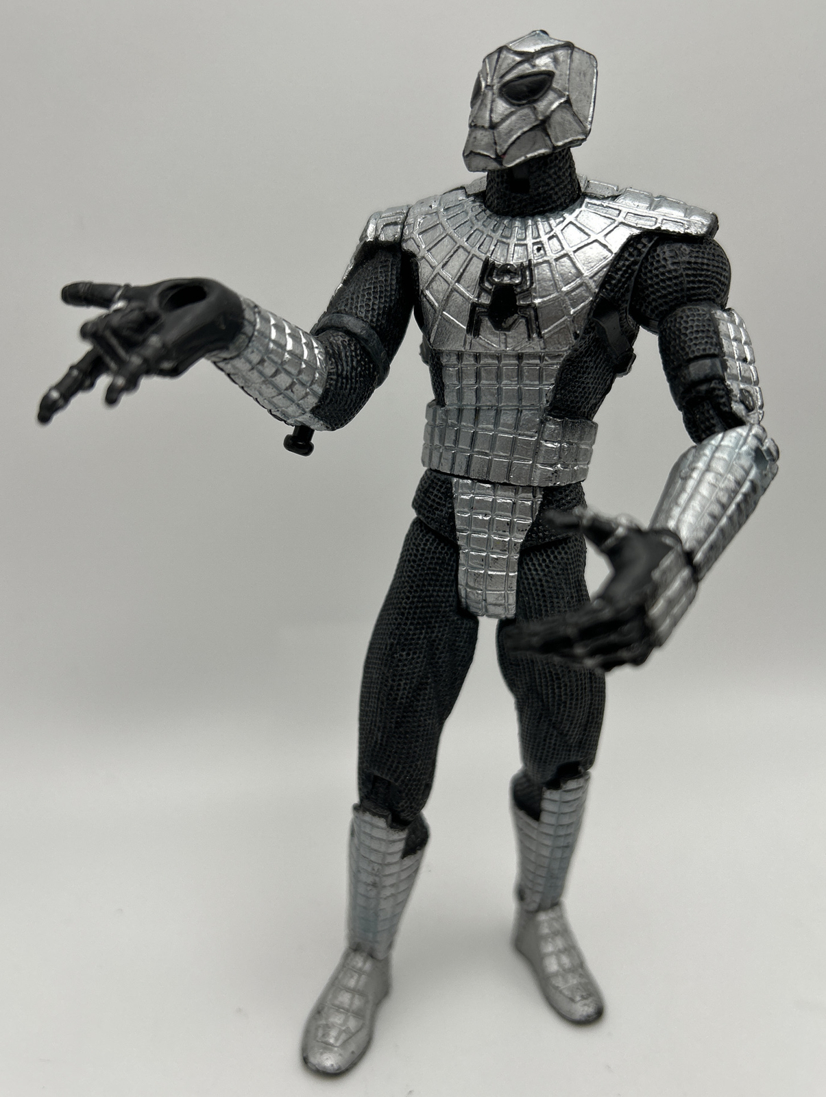 2005 Marvel Toy Biz Silver 6.5” Armor Suit Spider-Man Action Figure Comic Movie