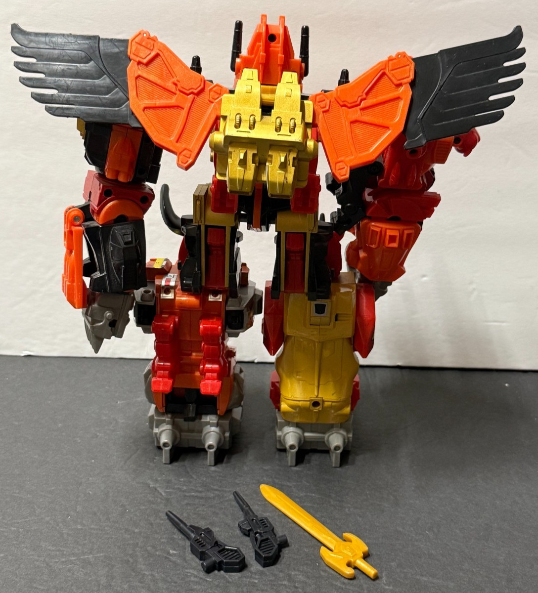 TRANSFORMERS PLATINUM EDITION PREDAKING PREDACONS AS SHOWN AS IS AS FOUND