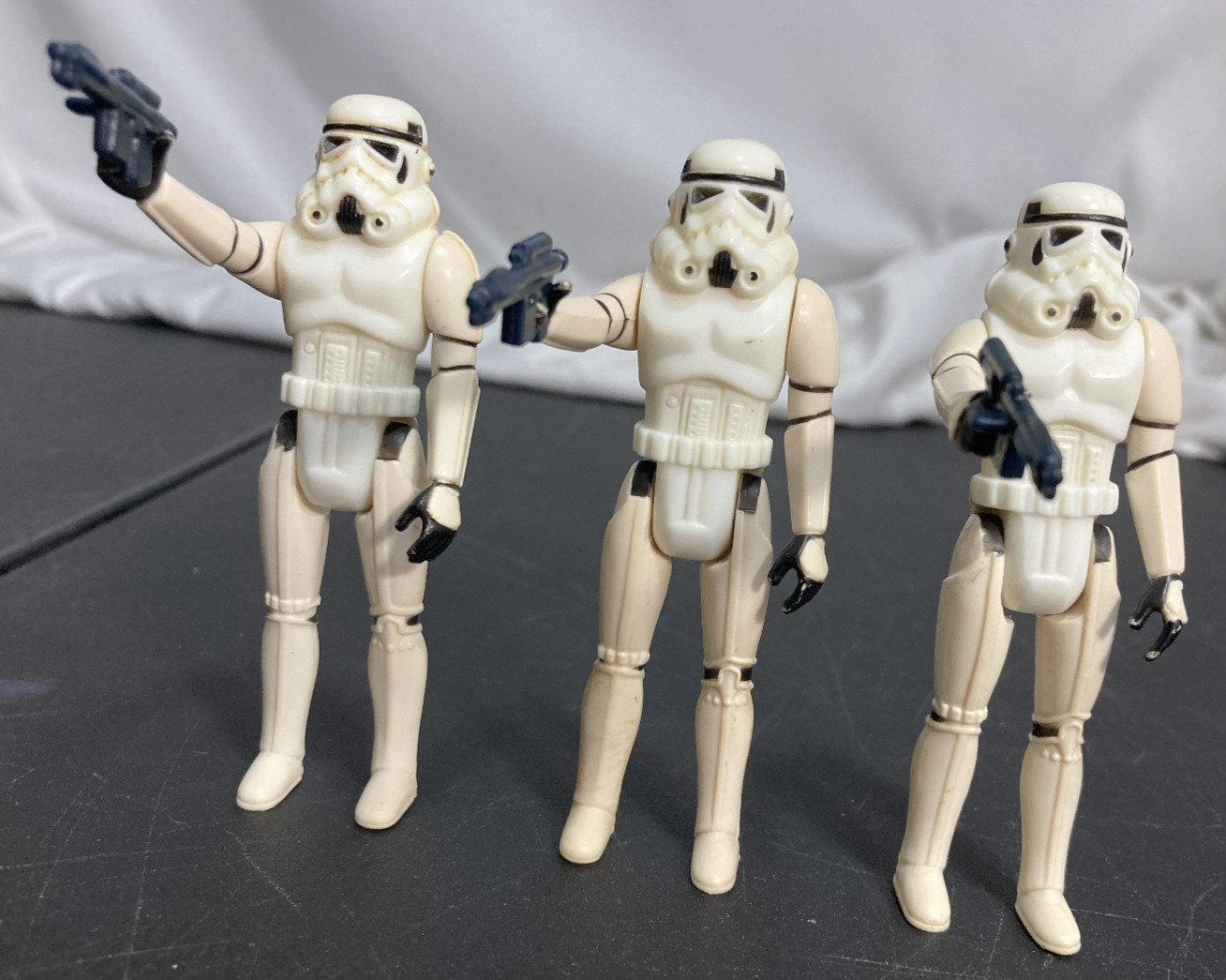 1977 Star Wars Stormtroopers Complete with blasters – Lot of 3. Kenner Vintage