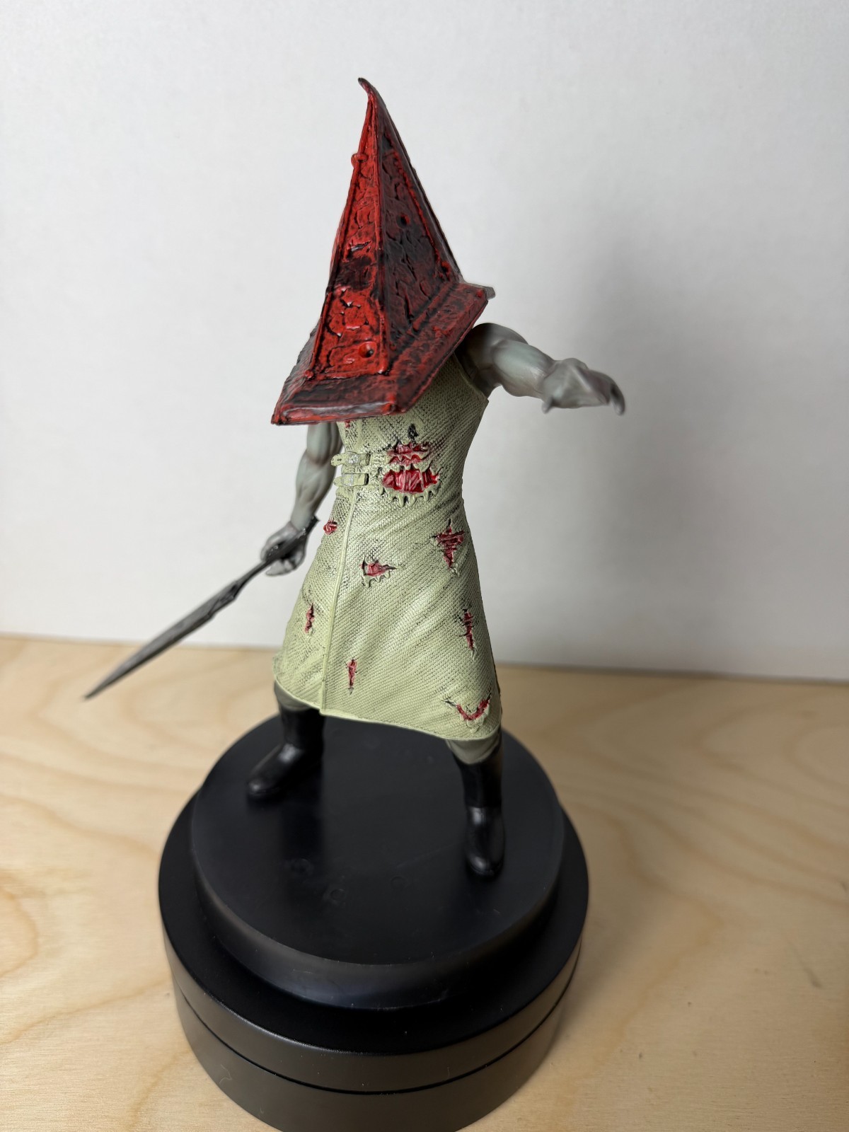 Silent Hill 2 Red Pyramid Head Figure 7&Prime; Tall Silent Hill Pyramid Thing